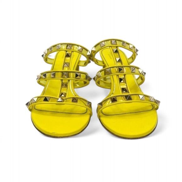 VALENTINO Garavani Yellow Platinum Rockstud Open Toe Plexi Heel Sandals … - Picture 8 of 11